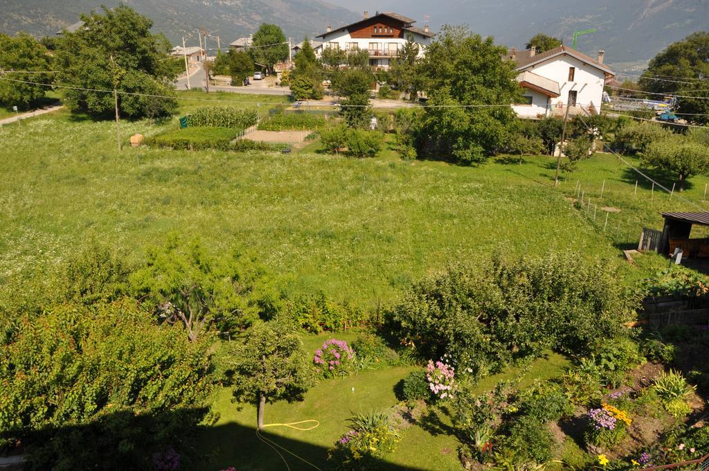 דירות אאוסטה Le Foyer De La Ferme מראה חיצוני תמונה